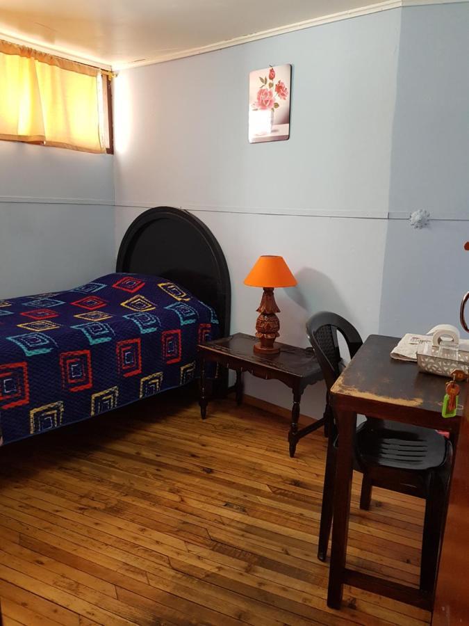 Hostel Hostal Juana De Arco Quito Zewnętrze zdjęcie